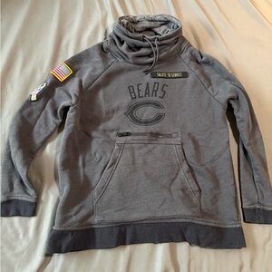 Chicago Bears NFL “Salute to Service” Gray Nike Hoodie with Patches. Womens M.